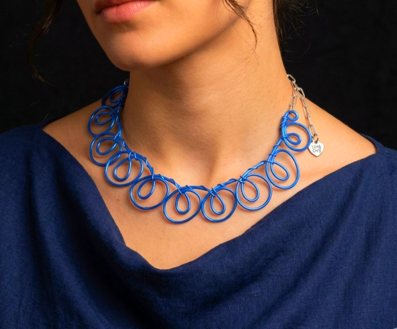 Blue Swirl Aluminum Wire Choker Necklace