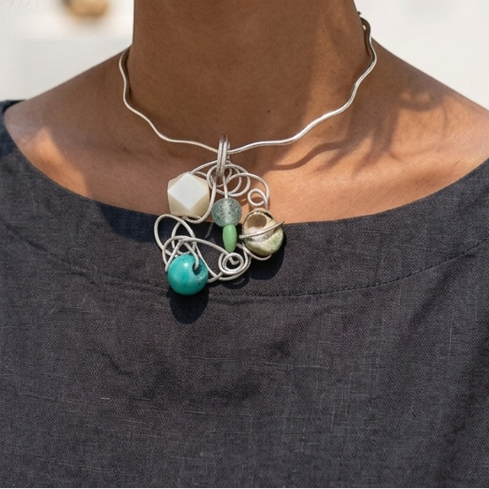 The Sage Wave Collar Choker