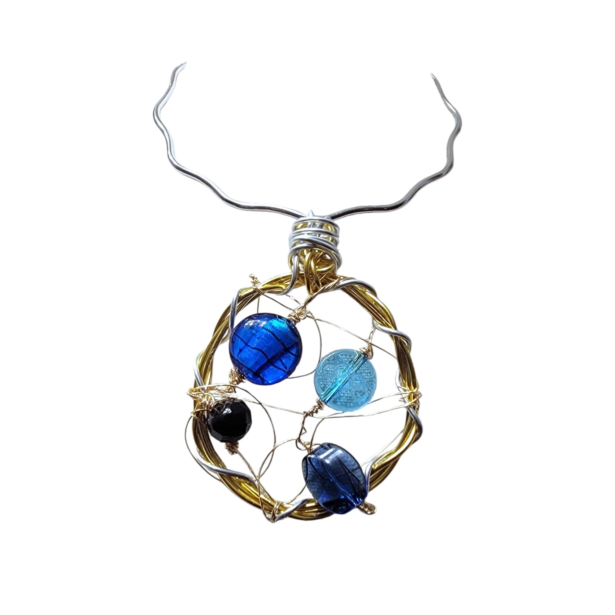 The Nebular Cage Choker