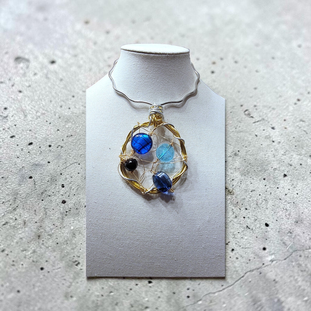 The Nebular Cage Choker
