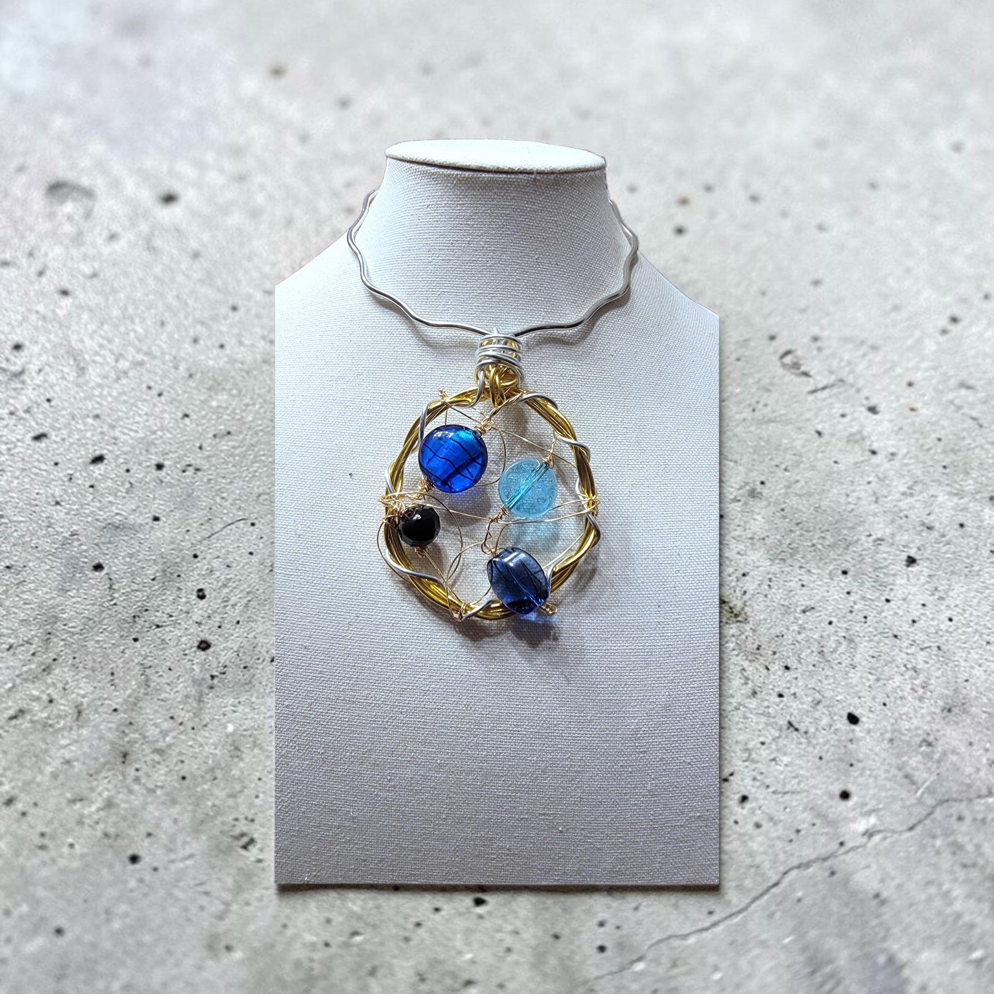 The Nebular Cage Choker